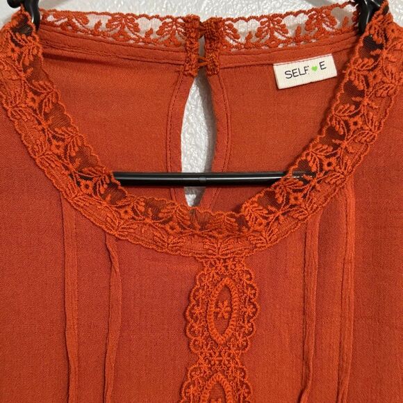 Selfie Lace Detailed Keyhole Long Sleeve Fall Blouse - Picture 2 of 4